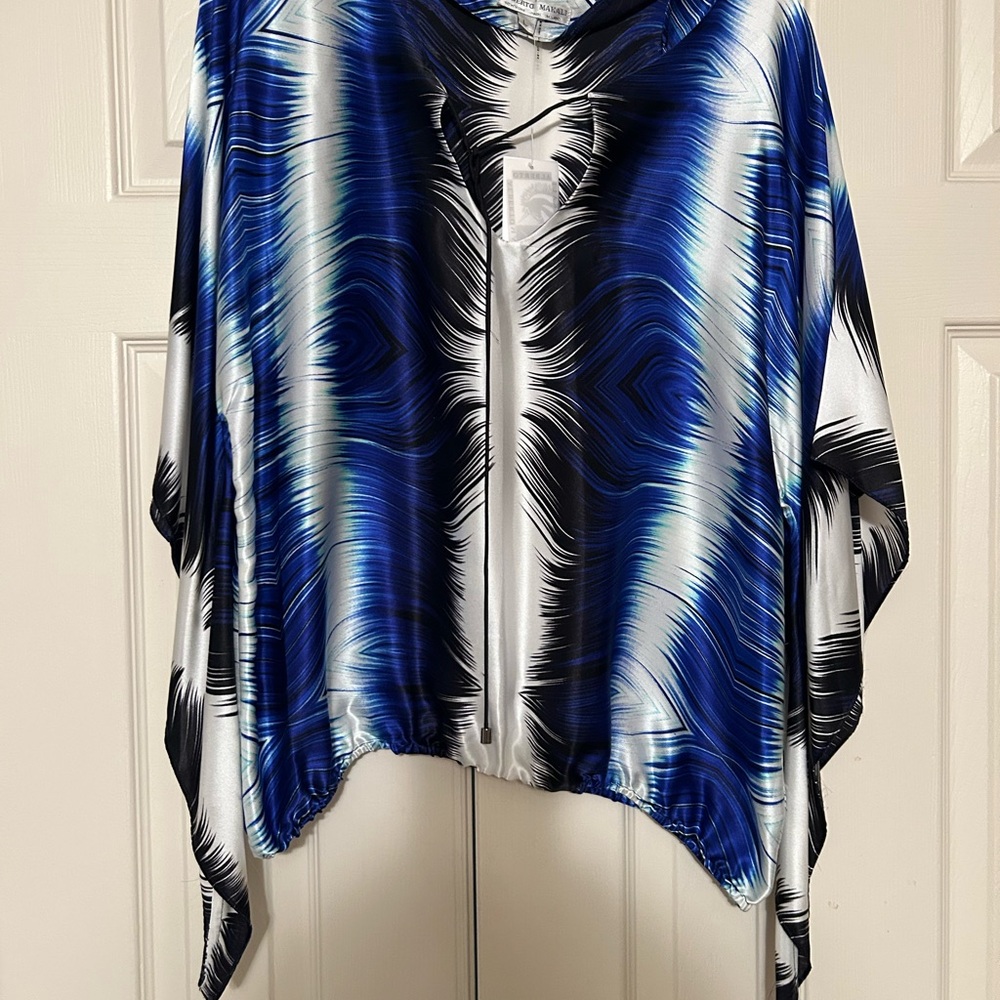 Alberto Makali 100% Silk Vibrant Blue and Black Top
